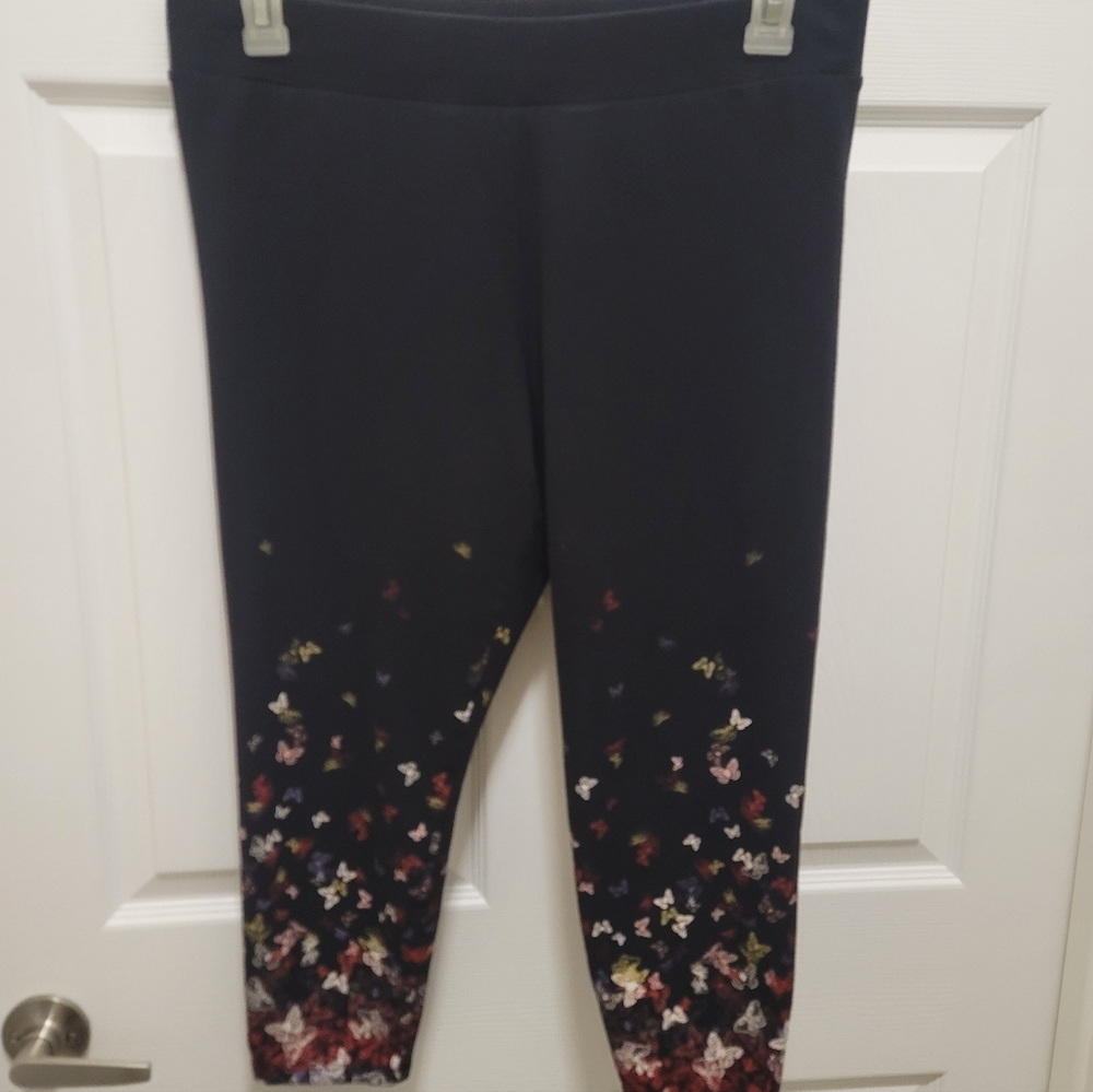 Torrid Butterfly Print Crop Black Leggings, Plus Size 2